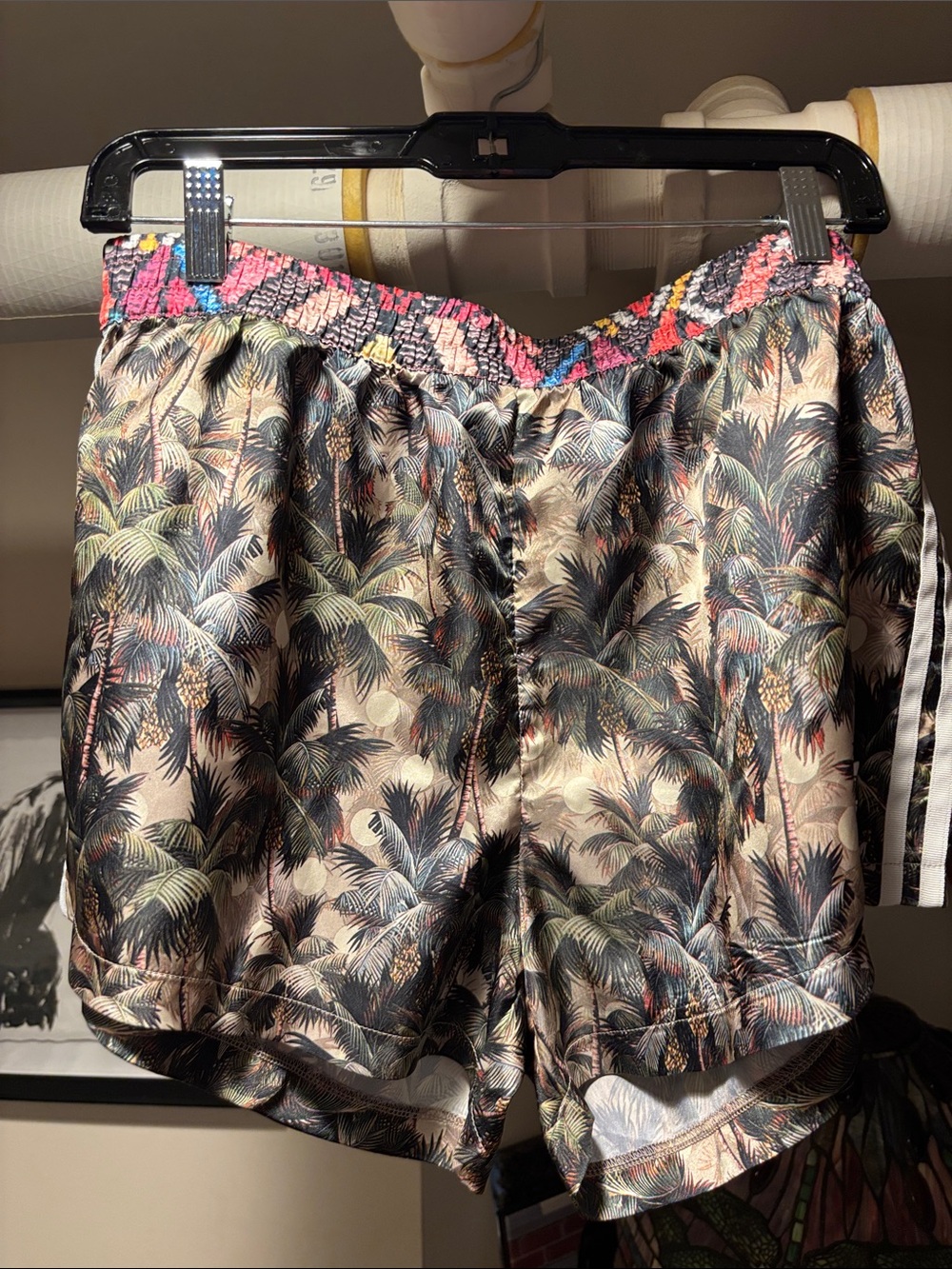 adidas Pink Palm-Print Long Bomber Jacket w Black Trim and Matching Shorts Set - Picture 4 of 5